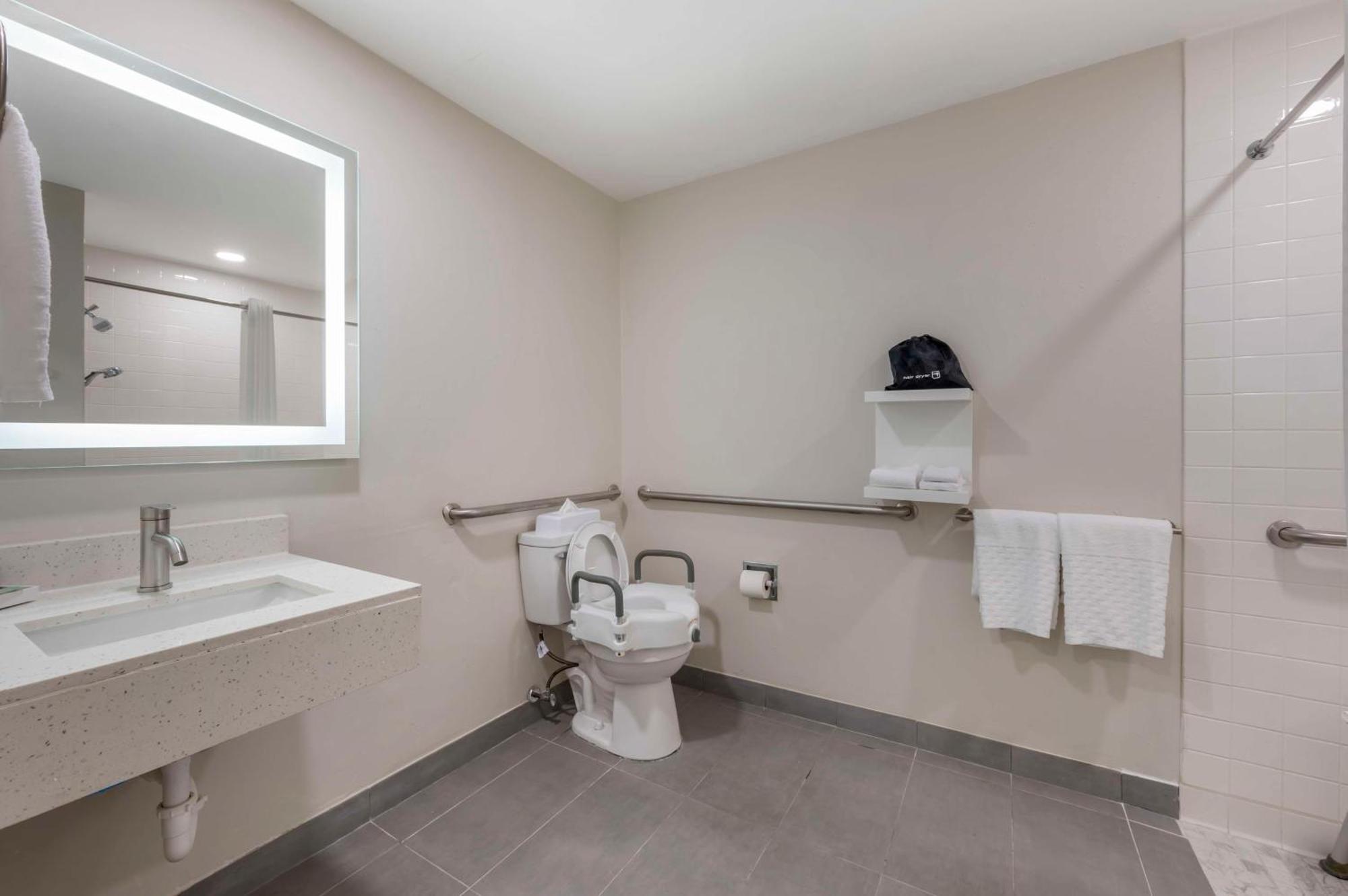 Best Western Heartland Inn Mattoon Экстерьер фото